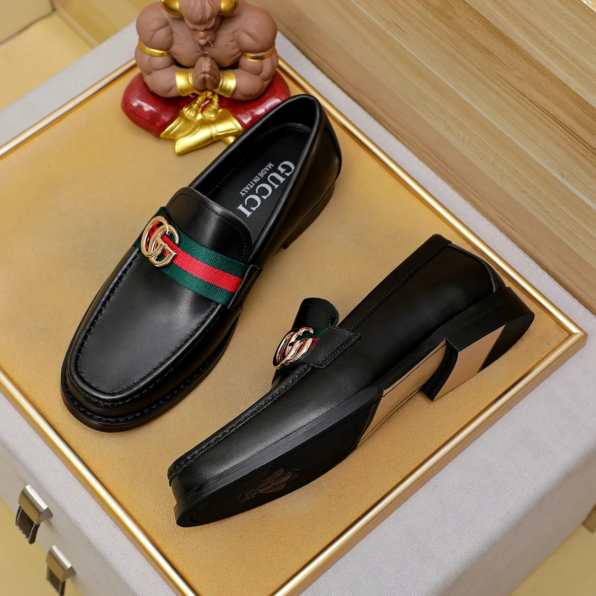 Men's men's shoes💰460💰💰Gucci official website men's business formal leather shoes updated💥Hong Kong counters synchronize new styles💥completely one-to-one replica shipment👍zero gap in counter quality 0⃣️made of imported cowhide on the outside+water-dyed🐂leather lining, color optional! Matching code 38-45